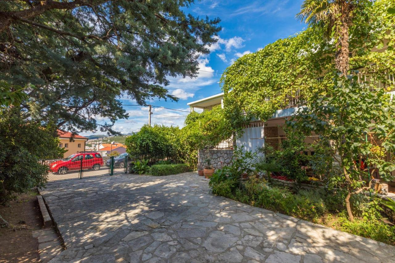 Apartments With A Parking Space Selce, Crikvenica - 2381 Luaran gambar